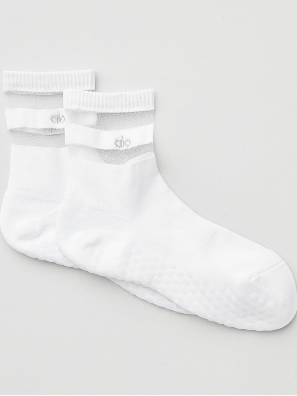 ALO Grippy White Mesh-Strip Socks sz M